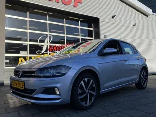 Volkswagen Polo 1.0 MPI Comfortline Business - Navigatie - Airco I LED I PDC I Sport velgen I Dealer