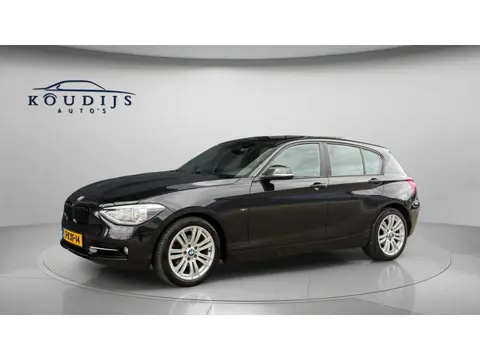 BMW 1-serie 116i Sport High Executive, Leder, Nieuwe ketting