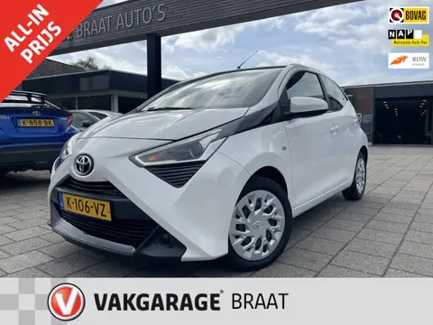 Toyota Aygo 1.0 l CARPLAY l CAMERA l CRUISE l RIJKAAR!