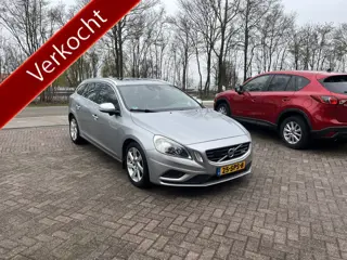 Volvo V60 1.6 T4 R-Design TREKHAAK OPEN DAK BLISS ADD CRUISE LEER