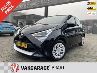 Toyota Aygo 1.0 l NAVI l CAMERA l BLUETOOTH l RIJKLAAR!