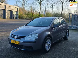 Volkswagen Golf 1.6 FSI Trendline/AIRCO/N.A.P/6BAK/5-DEURS/