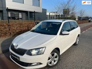 Skoda Fabia 1.0 TSI Style Cruise-Control Airco Multimedia voorbereiding Parkeersensoren-Achter