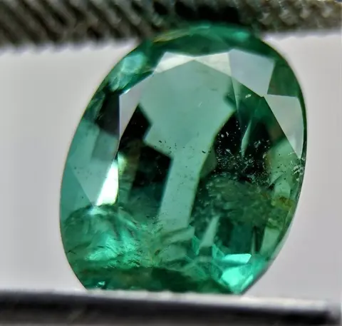 Groen Smaragd - 2.46 ct