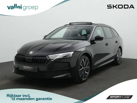 Skoda Octavia Combi 1.5 TSI MHEV 150 pk DSG Sportline | Panoramadak | Trekhaak | 360 camera | Head-u