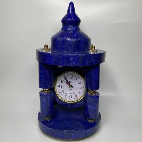 Grote Handgemaakte Lapis Lazuli Klok - 4.233 Gram -