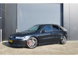 Seat Leon 1.8-20V Cupra R 320pk NAP Origineel NL