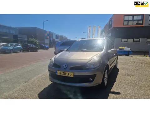 Renault Clio Estate 1.2 TCE Dynamique Nieuwe Apk Eerste Eigenaar.