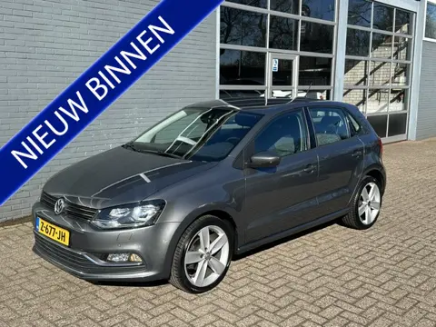 Volkswagen Polo 1.2 TSI Highline (bj 2014)