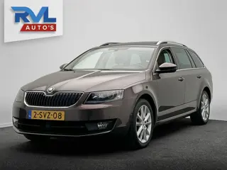 Skoda Octavia Combi 1.4 TSI Greentech Elegance Automaat * Origineel Nederlands * Panorama-dak Naviga