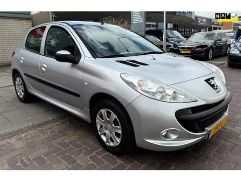 Peugeot 206 + | NAP | 1e eigenaar | Nieuwe distributieriem | Zuinig | Regensensor