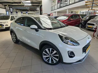 Ford Puma 1.0 EcoBoost Hybrid Titanium X First Edition