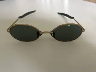 Bausch &amp; Lomb U.S.A - W2388 YJAS - Zonnebril