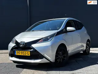 Toyota Aygo 1.0 VVT-i x-play | Cruise Control | Camera | Airco | LM-Velgen