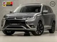 Mitsubishi Outlander 2.0 PHEV Deluxe 240Pk Automaat (SCHUIFDAK, NAVIGATIE, STUUR/STOELVERWARMING, LE