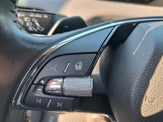 SKODA ENYAQ iV 60 180 Pk Business Edition + Warmtepomp, 1/2 Leder