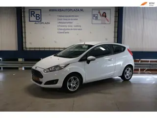 Ford Fiesta 1.0 EcoBoost Titanium / LEES TEKST / APK 2027 ! ! !