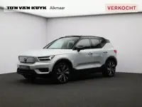 Volvo XC40 Recharge P8 AWD R-Design / Pan. dak / Trekhaak / Elektr. bed. stoelen / 20" / Harman Kard