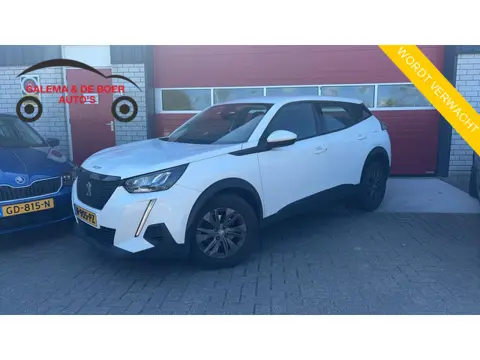 Peugeot 2008 1.2 PureTech Active Pack FULL LED / CARPLAY / NAVI / CLIMA / PDC / BLUETOOTH / CRUISE /