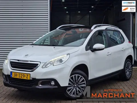 Peugeot 2008 1.2 PureTech Blue Lion TREKHAAK|PDC|NAVI