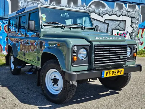 Land Rover Defender 110 2.2 D grijskenteken