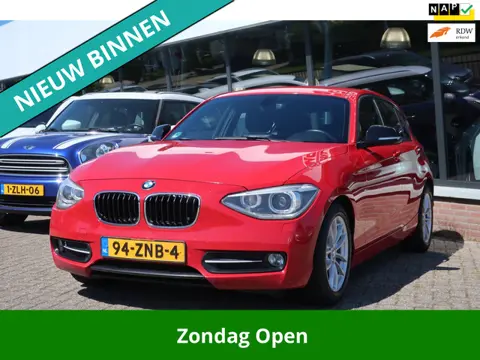 BMW 1-serie 116i Business LED_XENON_PRO-NAVI_PDC_NAP.