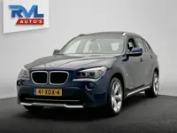 BMW X1 SDrive20i Automaat * Origineel Nederlands * Trekhaak Panoramadak Cruise Climate-control Camer