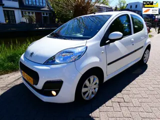 Peugeot 107 1.0 Active Automaat 5-deurs Airco LED Historie Zuinig
