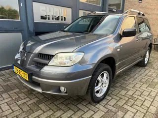 Mitsubishi Outlander Sport 2.0 Invite+