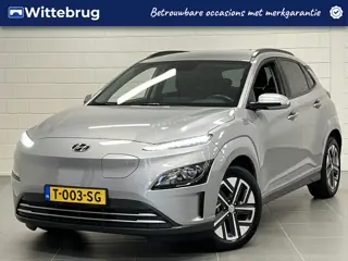 Hyundai KONA EV Pure 64 kWh APPLE / ANDROID NAVIGATIE | PARKEERCAMERA | LONG RANGE