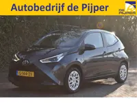 Toyota Aygo 1.0 VVT-i x-play | NL-Auto | Afn.trekhaak | Caplay/Android | Camera | Airco | Elekt. r+s