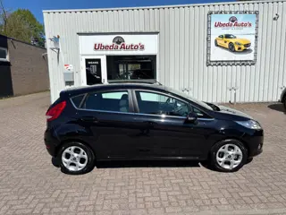 Ford Fiesta 1.25 Titanium 5 DEURS AIRCO NL MAUTO 3999E