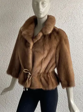 Artisan Furrier - Nerts Bontjas, Jasje - Gemaakt in: