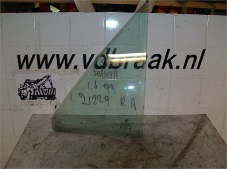 Skoda Felicia 5drs h/b 1998-2000 Driehoeksraam rechts achter