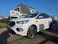 Ford Kuga 1.5 EcoBoost ST Line met Trekhaak