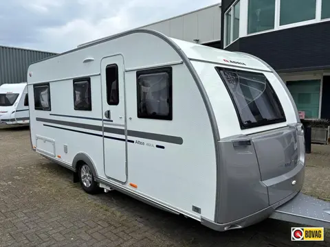 Adria Altea 492 UL met mover en voortent