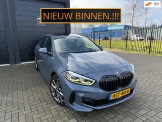 BMW 1-serie 118i High Executive M-Perf M135 Pano Schaalstoelen 360 Camera
