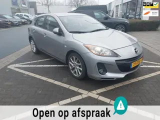 Mazda 3 1.6 Navigator 105 pk CRUISE PDC STOELVERWARMING NAP !