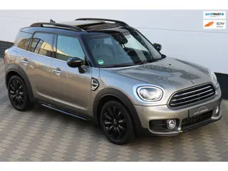 Mini Countryman 1.5 Cooper Pano LED H&K Leder Navi Camera !!