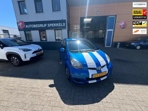 Toyota Aygo 1.0-12V Comfort Navigator 3 maanden garantie nieuwe apk compleet gereinigd en gepoetst a