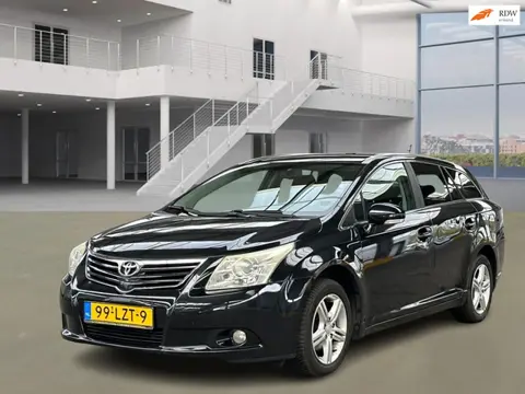 Toyota Avensis Wagon 2.0 VVTi Business AUT NAVI PSENSOR TREKHAAK 2 X SLEUTELS