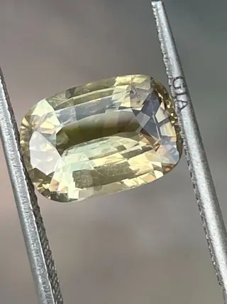 1 pcs Geel, Oranje Saffier - 3.96 ct