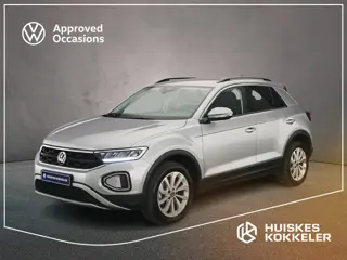 Volkswagen T-Roc Life Edition 1.5 TSI 150pk DSG Automaat Adaptive cruise control, Achteruitrijcamera