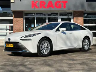 Toyota Mirai Dynamic - waterstof - camera - adaptieve cruise control -100% DUURZAAM - Nieuwe auto!