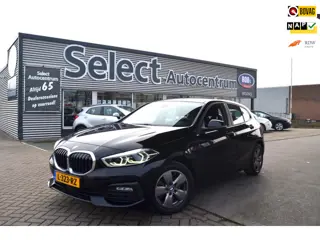BMW 1-serie 118i Business Edition\ Automaat nw model aple carplay