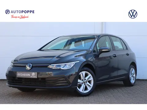 Volkswagen Golf 1.0 eTSI Life 110pk | Carplay | Adaptive