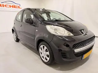 Peugeot 107 HB 1.0-12V XS Airco (bj 2011)