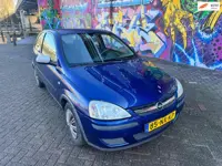 Opel Corsa 1.2-16V Enjoy leuke auto rijd goed soms storing start blokkering dan even doorstarten zo 