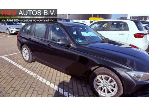 BMW 3-serie Touring 318d High Executive navi LEER airco