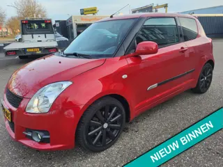Suzuki Swift 1.6 Sport airco, navi, lmv